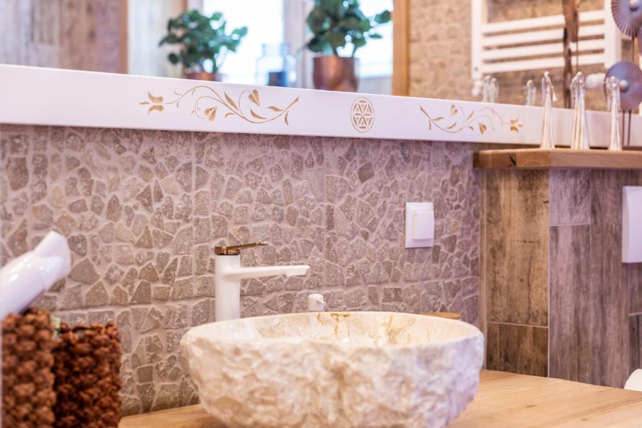 Bunia W Zakopanem Z Jacuzziアパートメント エクステリア 写真